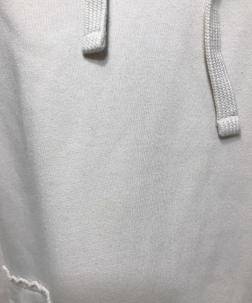 STONE ISLAND（ストーンアイランド）STONE ISLAND 18SS Classic Hooded Sweatshirt（クラシック フーデッド スウェットシャツ）/ ワッペン付コットンスウェットプルオーバーパーカー　681562840  ベージュ サイズ:Lの古着・服飾アイテム