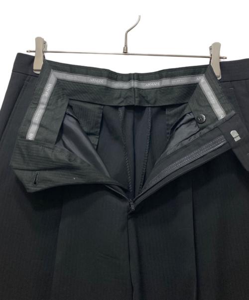 ARMANI COLLEZIONI（アルマーニ コレツィオーニ）ARMANI COLLEZIONI (アルマーニ コレツィオーニ) セットアップスーツ ブラック サイズ:50の古着・服飾アイテム