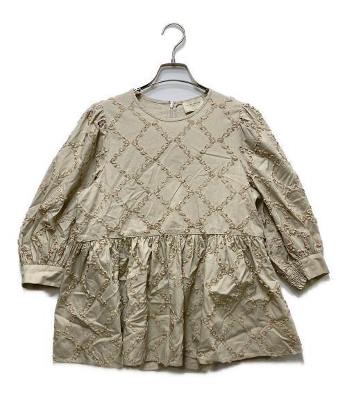 UNITED ARROWS（ユナイテッドアローズ）UNITED ARROWS (ユナイテッドアローズ) 26SS エンブロイダリー フリル トップス 1516-1-620010 ベージュ サイズ:記載無の古着・服飾アイテム