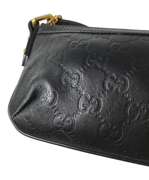 GUCCI（グッチ）GUCCI (グッチ) グッチシマレザー GG型押し バンブーチャーム リストレットポーチ　159913 ブラックの古着・服飾アイテム