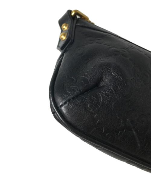 GUCCI（グッチ）GUCCI (グッチ) グッチシマレザー GG型押し バンブーチャーム リストレットポーチ　159913 ブラックの古着・服飾アイテム