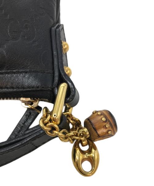 GUCCI（グッチ）GUCCI (グッチ) グッチシマレザー GG型押し バンブーチャーム リストレットポーチ　159913 ブラックの古着・服飾アイテム