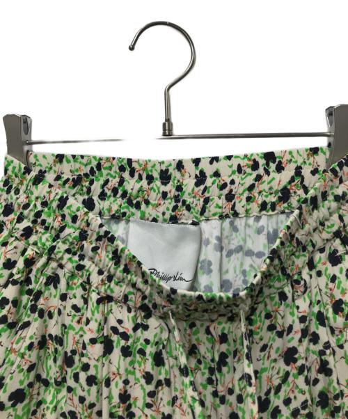3.1 phillip lim（スリーワンフィリップリム）3.1 phillip lim (スリーワンフィリップリム) 総柄イージーパンツ　F231-50094PFV グリーン サイズ:XSの古着・服飾アイテム