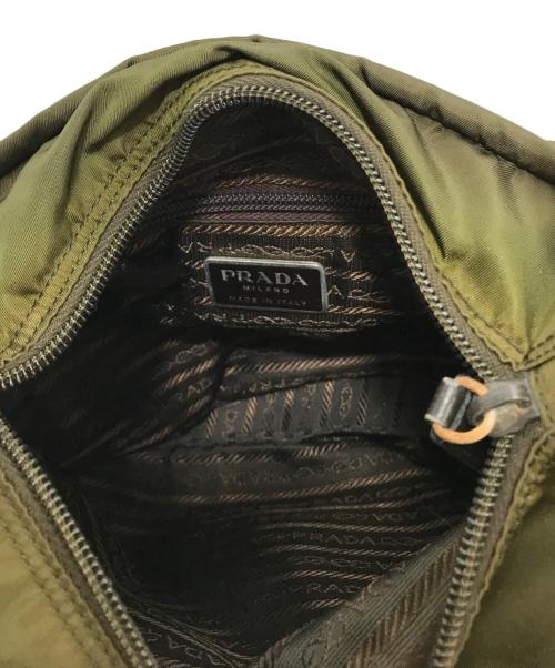 PRADA（プラダ）PRADA (プラダ) ナイロン メッセンジャー ショルダーバッグ オリーブの古着・服飾アイテム