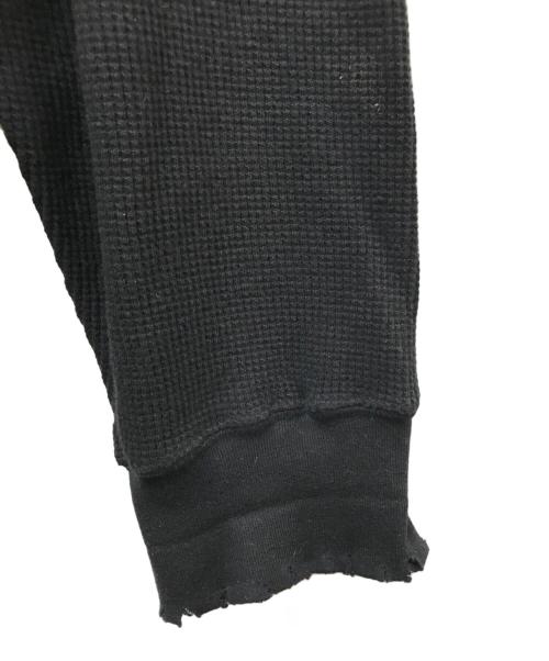 DISCOVERED（ディスカバード）DISCOVERED (ディスカバード) ビッグシルエットダメージワッフルカットソー ブラック サイズ:2の古着・服飾アイテム