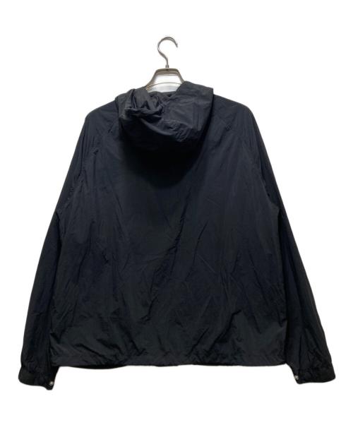 maison kitsune（メゾンキツネ）MAISON KITSUNE (メゾンキツネ) フォックスパッチ ウィンドブレーカー ブラック サイズ:Mの古着・服飾アイテム