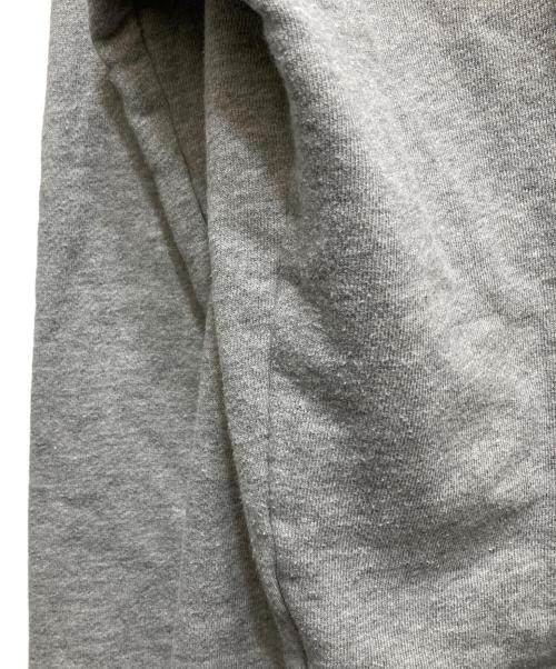 maison kitsune（メゾンキツネ）maison kitsune (メゾンキツネ) Gray Fox Head Patch Classic Sweatshirt/グレーフォックスヘッドパッチクラシックスウェットシャツ グレー サイズ:XSの古着・服飾アイテム