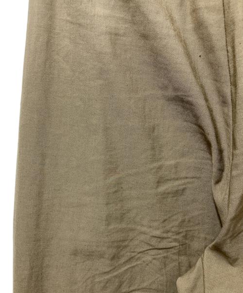MUSE de Deuxieme Classe（ミューズ ドゥーズィエム クラス）MUSE de Deuxieme Classe (ミューズ ドゥーズィエム クラス) STRETCH TWILL タックパンツ ベージュ サイズ:36の古着・服飾アイテム