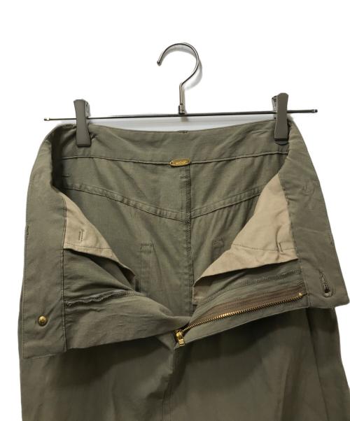 MUSE de Deuxieme Classe（ミューズ ドゥーズィエム クラス）MUSE de Deuxieme Classe (ミューズ ドゥーズィエム クラス) 25SS STRETCH TWILL B/FLARE(ストレッチ ツイル フレア) スカート 25060520413010 ベージュ サイズ:38の古着・服飾アイテム