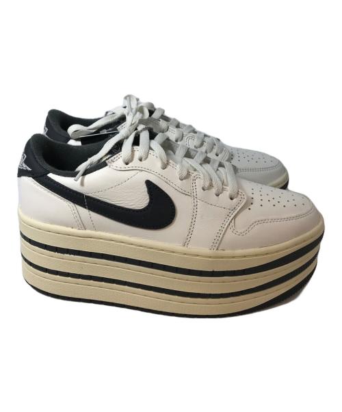 NIKE（ナイキ）NIKE (ナイキ) AIR JORDAN 1 TRIPLE STACK SAIL ホワイト サイズ:25の古着・服飾アイテム