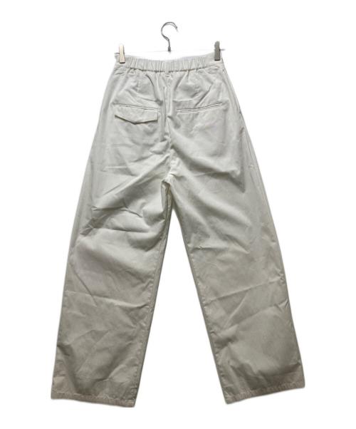 RETROVE（リトローヴ）RETROVE (リトローヴ) TUCK EASY PANTS ホワイト サイズ:34の古着・服飾アイテム