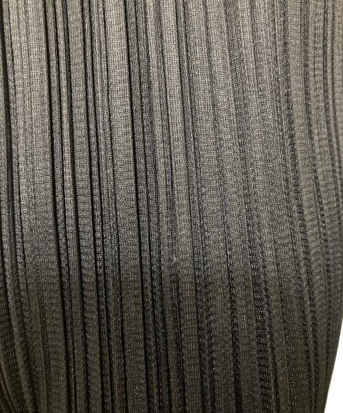 PLEATS PLEASE（プリーツプリーズ）PLEATS PLEASE (プリーツプリーズ) プリーツノースリーブブラウス ブラック サイズ:3の古着・服飾アイテム