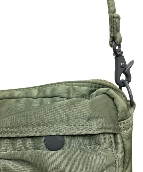 PORTER（ポーター）PORTER (ポーター) TANKERシリーズ タンカー ショルダーバッグ カーキの古着・服飾アイテム