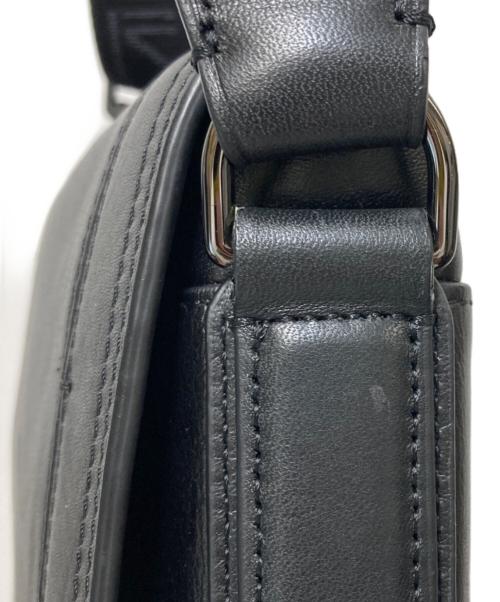 TUMI（トゥミ）TUMI (トゥミ) レザークロスボディショルダーバッグ ブラックの古着・服飾アイテム