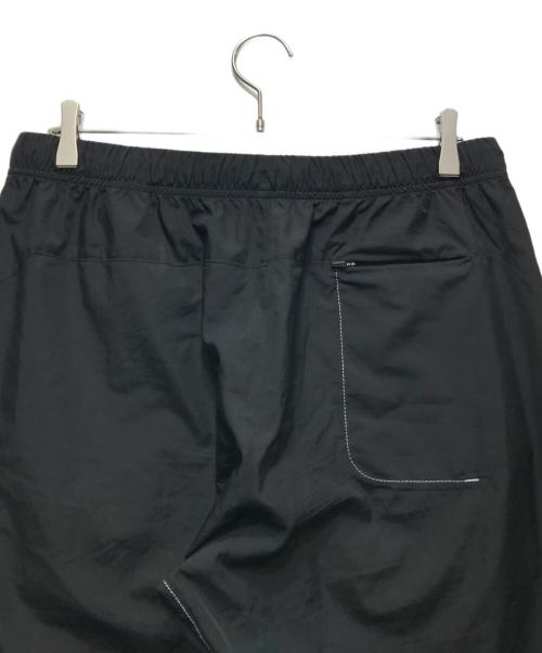 asics（アシックス）asics (アシックス) Kiko Kostadinov (キコ・コスタディノフ) WOVEN PANT ブラック サイズ:Lの古着・服飾アイテム
