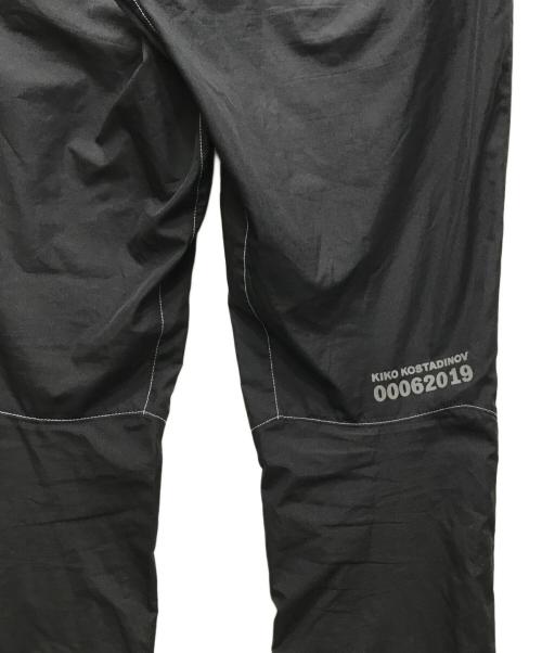 asics（アシックス）asics (アシックス) Kiko Kostadinov (キコ・コスタディノフ) WOVEN PANT ブラック サイズ:Lの古着・服飾アイテム