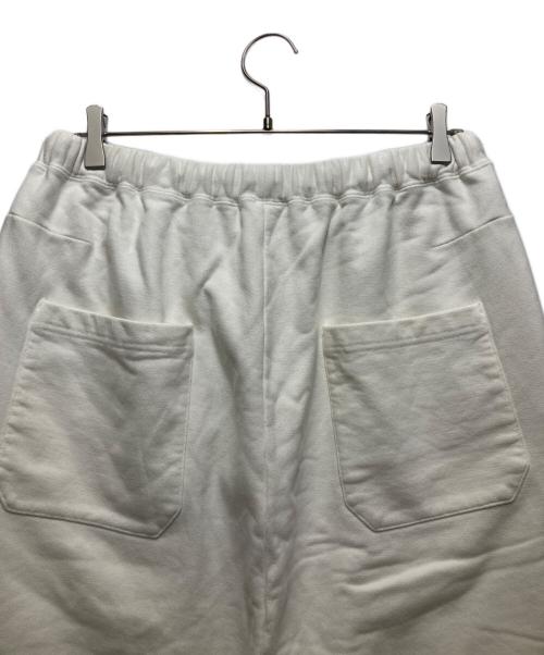 ANCELLM（アンセルム）ANCELLM (アンセルム) 3/4 TUCK SWEAT SHORTS（タックスウェットパンツ） ホワイト サイズ:2の古着・服飾アイテム