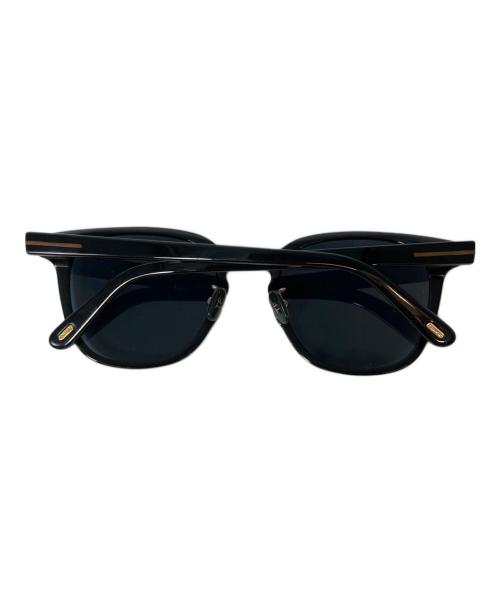 TOM FORD（トムフォード）TOM FORD (トムフォード) ウェリントン サングラス TF1051-K ブラック サイズ:SIZE 53□22の古着・服飾アイテム