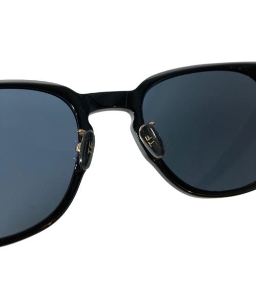 TOM FORD（トムフォード）TOM FORD (トムフォード) ウェリントン サングラス TF1051-K ブラック サイズ:SIZE 53□22の古着・服飾アイテム