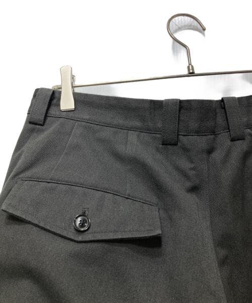 RAKINES（ラキネス）RAKINES (ラキネス) Post-work Twill  Overlap pants (ポストワークツイルオーバーラップパンツ) チャコールグレー サイズ:3の古着・服飾アイテム