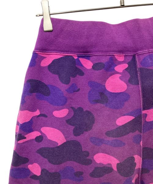 A BATHING APE（アベイシングエイプ）A BATHING APE (アベイシングエイプ) COLOR CAMO SWEAT SHORTS パープル サイズ:Mの古着・服飾アイテム