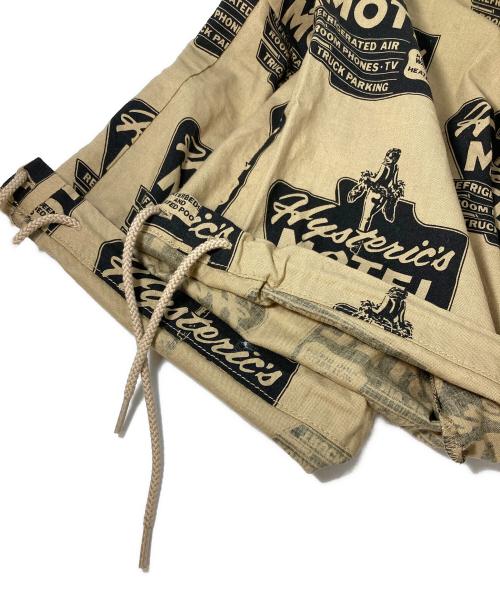 Hysteric Glamour（ヒステリックグラマー）Hysteric Glamour (ヒステリックグラマー) MOTEL柄 イージー ワイド パンツ ベージュ サイズ:Sの古着・服飾アイテム