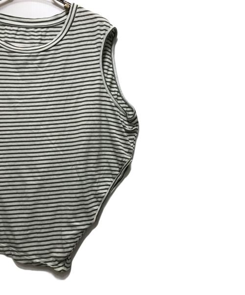 MM6 Maison Margiela（エムエムシックスメゾンマルジェラ）MM6 Maison Margiela Asymmetric Stripe Stretch-cotton T-shirt(アシンメトリ―ストライプストレッチコットンＴシャツ）S52NC0220 S23587 グリーン サイズ:Ｓの古着・服飾アイテム
