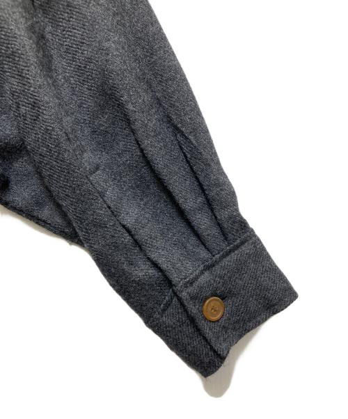 Vivienne Westwood man（ヴィヴィアン ウェストウッド マン）Vivienne Westwood man (ヴィヴィアン ウェストウッド マン) ドルマンスリーブウールシャツ VW-CR-77405 グレー サイズ:FREEの古着・服飾アイテム
