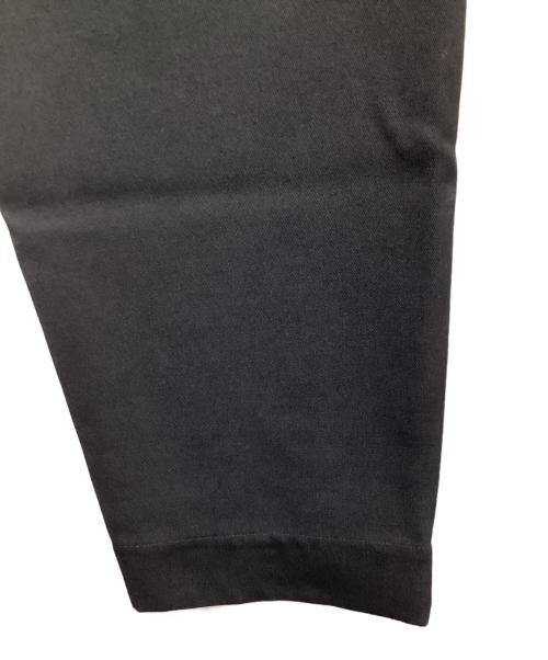 ATON（エイトン）ATON (エイトン) BACK SATIN BASIC PANTS（バックサテンベーシックパンツ）PR.AG.HA.0807 ブラック サイズ:04の古着・服飾アイテム