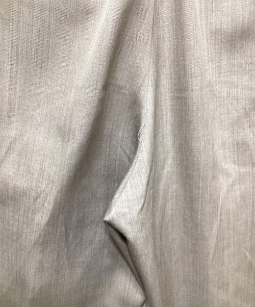 ATON（エイトン）ATON (エイトン) WOOL GABARDINE（ウールギャバジン）| テーパードタックパンツ PRAGSW0808 / スラックス ブラウン サイズ:01の古着・服飾アイテム
