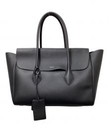 Ferragamo（フェラガモ）の古着「EAST WEST TOTE BAG （イーストウエストトートバッグ）/ カーフスキン フラップトートバッグ」｜ブラック