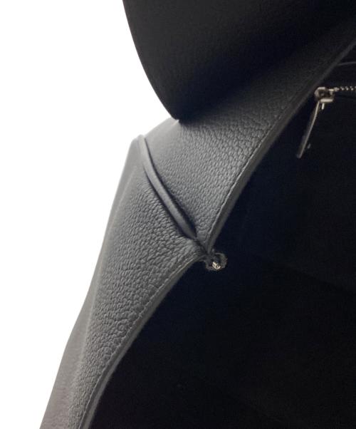 Ferragamo（フェラガモ）Ferragamo (フェラガモ) EAST WEST TOTE BAG （イーストウエストトートバッグ）/ カーフスキン フラップトートバッグ ブラックの古着・服飾アイテム