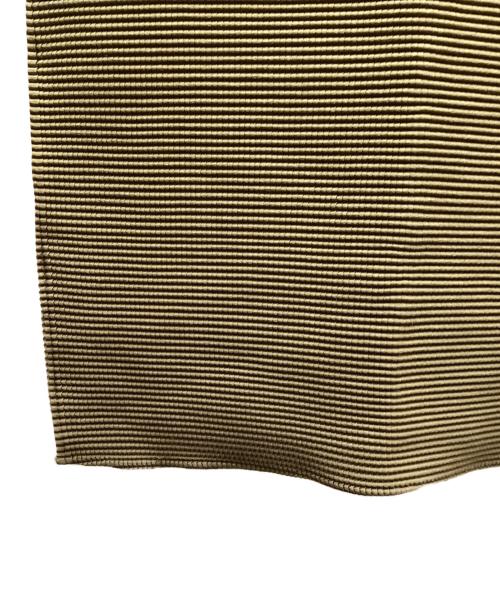 ISSEY MIYAKE（イッセイミヤケ）ISSEY MIYAKE (イッセイミヤケ) プリーツブラウス カーキ サイズ:3の古着・服飾アイテム