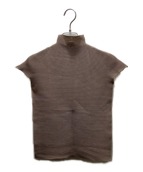 ISSEY MIYAKE（イッセイミヤケ）ISSEY MIYAKE (イッセイミヤケ) プリーツブラウス ベージュ サイズ:Mの古着・服飾アイテム