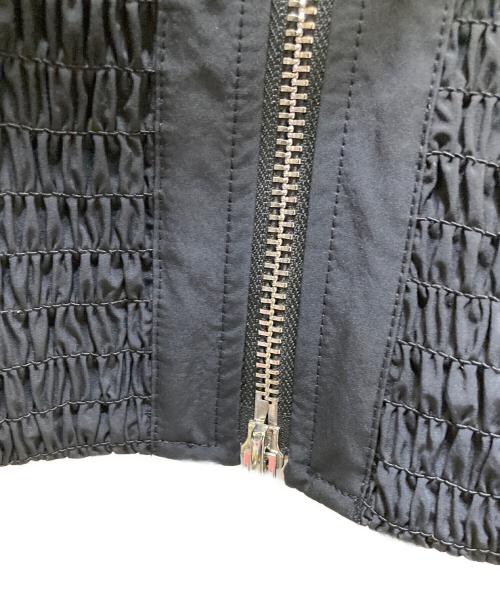 3.1 phillip lim（スリーワンフィリップリム）3.1 phillip lim (スリーワンフィリップリム) RECYCLED TECH POLY JACKET W SMOCKING(リサイクルドテックポリジャケットダブルスモーキング)　 ブラック サイズ:XSの古着・服飾アイテム