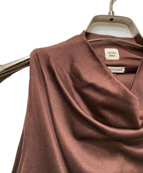 HERMES（エルメス）HERMES (エルメス) シルク ハイネックノースリーブブラウス ブラウン サイズ:34の古着・服飾アイテム