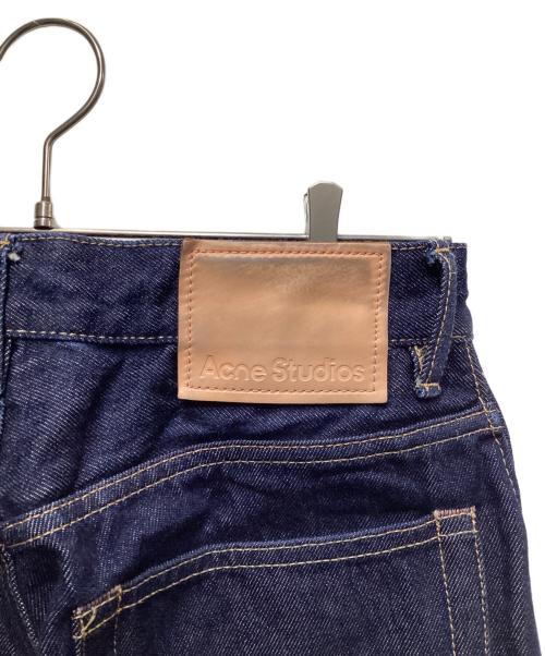 Acne studios（アクネ ストゥディオズ）ACNE STUDIOS (アクネ ストゥディオズ) 2021M NEW RAW ルーズフィットデニムパンツ B00385 インディゴ サイズ:28/30の古着・服飾アイテム