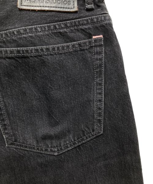 Acne studios（アクネ ストゥディオズ）Acne studios (アクネ ストゥディオズ) 2021Ｍ Vintage Black / ルーズフィットジーンズ B00363 ブラック サイズ:31/30の古着・服飾アイテム