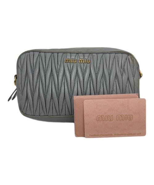 MIU MIU（ミュウミュウ）MIU MIU (ミュウミュウ) マテラッセチェーンショルダーバッグ 5BL005 ブルーの古着・服飾アイテム