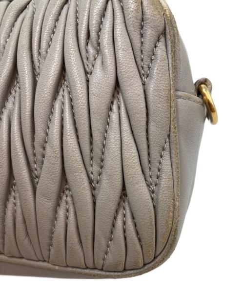 MIU MIU（ミュウミュウ）MIU MIU (ミュウミュウ) マテラッセチェーンショルダーバッグ 5BL005 ブルーの古着・服飾アイテム