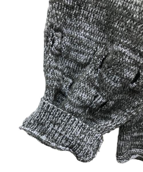 HaaT（ハート）Haat (ハート) カットアウト クルーネックニット HA51KJ305 /ISSEY MIYAKE グレー サイズ:4の古着・服飾アイテム