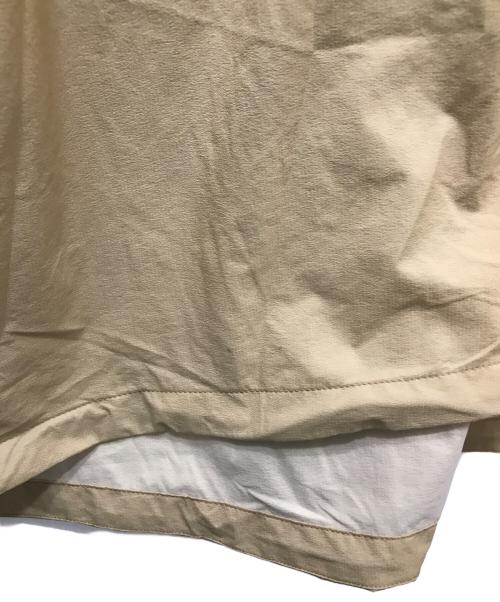 THE NORTH FACE（ザ ノース フェイス）THE NORTH FACE (ザ ノース フェイス) タグアンポンチョ NP11931 ベージュ サイズ:Mの古着・服飾アイテム