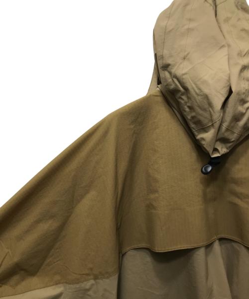 THE NORTH FACE（ザ ノース フェイス）THE NORTH FACE (ザ ノース フェイス) タグアンポンチョ NP11931 ベージュ サイズ:Mの古着・服飾アイテム