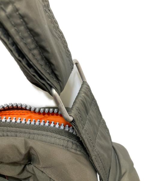Quiksilver（クイックシルバー）Quiksilver (クイックシルバー) NYLON FIELD PACK (ナイロンフィールドパック）Y2K カーキの古着・服飾アイテム