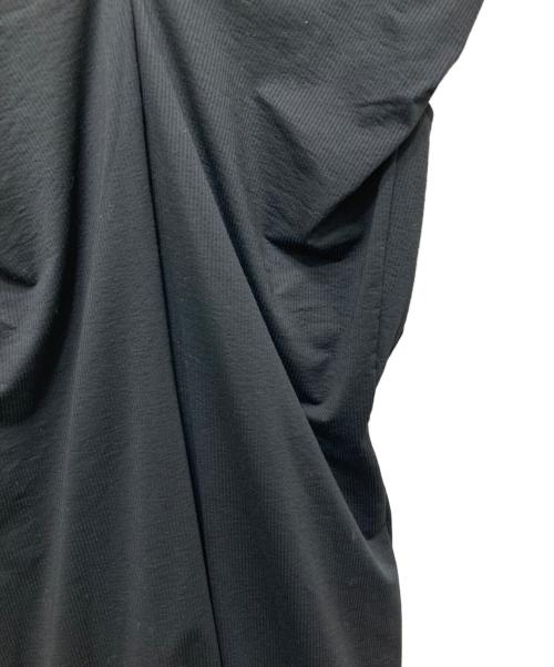 BEIGE（ベイジ）BEIGE (ベイジ) SCALA / コットンリネンボリュームスリーブワンピース ブラック サイズ:4の古着・服飾アイテム
