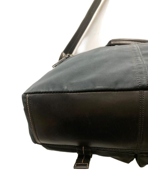 COACH（コーチ）COACH (コーチ) メッセンジャーバッグ　70122　 ブラックの古着・服飾アイテム