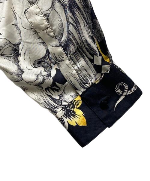 GIANNI VERSACE（ジャンニ・ヴェルサーチ）GIANNI VERSACE (ジャンニ・ヴェルサーチ) シルク総柄シャツ ブラック サイズ:実寸参照の古着・服飾アイテム