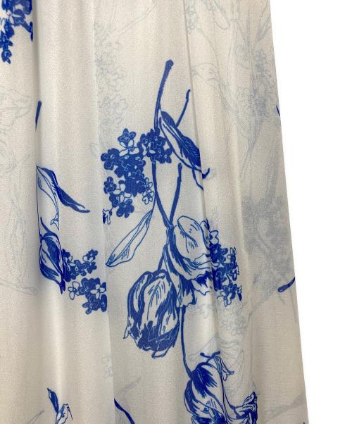 FRAY ID（フレイ アイディー）FRAY ID (フレイ アイディー) ホルターネックシアープリントワンピース ホワイトの古着・服飾アイテム