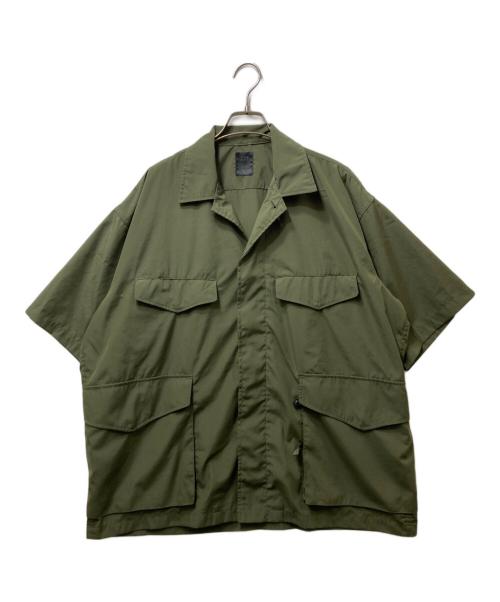 DAIWA PIER39（ダイワ ピア39）DAIWA PIER39 (ダイワ ピア39) Tech French Mil Field Shirts S/S(テックフレンチミルフィールドシャツS/S)　 オリーブ サイズ:Sの古着・服飾アイテム