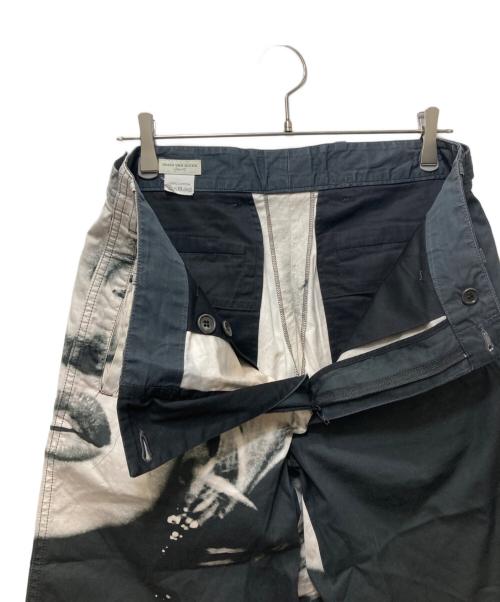 DRIES VAN NOTEN（ドリスヴァンノッテン）DRIES VAN NOTEN (ドリスヴァンノッテン) マリリン・モンロー 転写プリントショートパンツ ブラック サイズ:46の古着・服飾アイテム
